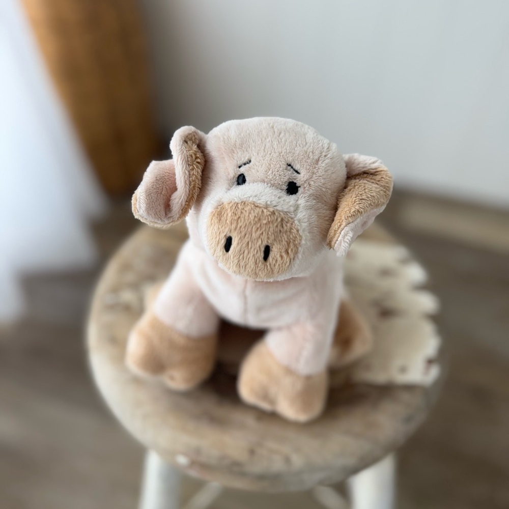 Ganz‎ Webkinz Retired Floppy Pig Plush/Stuffed Animal. No Code. HM184